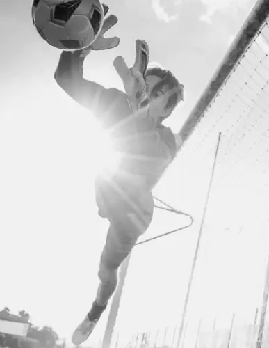 SQUADRA SPORT MANAGEMENT Agency > Our service at soccer athlets